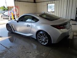 سوبارو BRZ